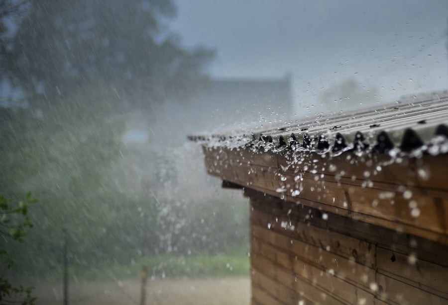 Are Metal Roofs Noisy When it Rains or Hails?